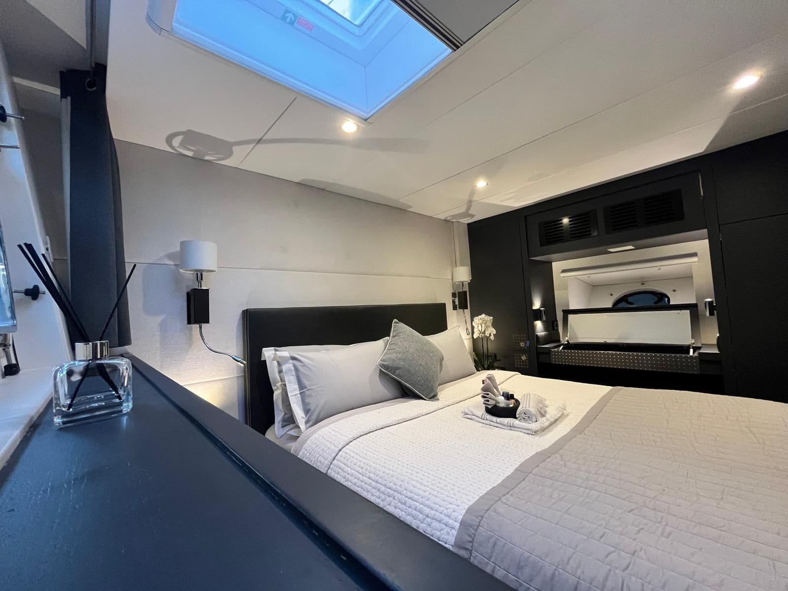 Master suite with skylight, the only cabin on the main deck